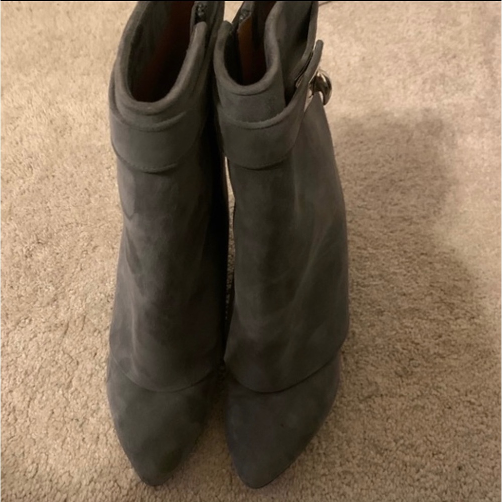 Givenchy Shark ankle boots!